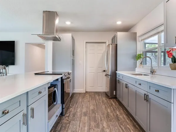 $565,000 | 9819 Allen Road, Lithia, FL 33547