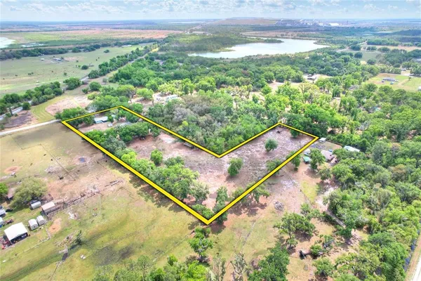 $565,000 | 9819 Allen Road, Lithia, FL 33547