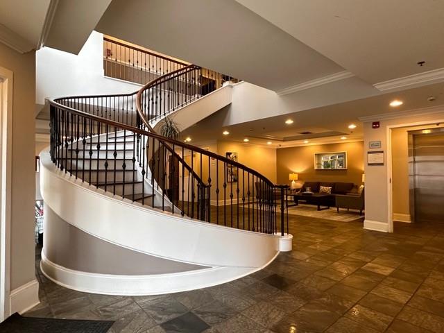 560 Dutch Valley Road Northeast, Unit 2413 Atlanta, GA 30324 - Photo 10 of 11 a view of entryway and hall