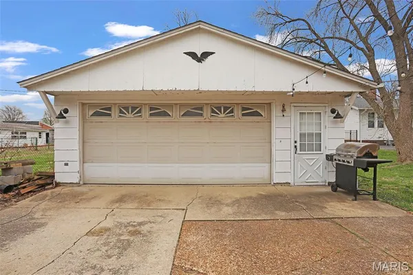 $240,000 | 812 Hillsboro Avenue, Edwardsville, IL 62025