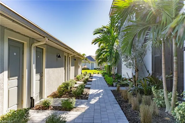 $2,395 | 6031 Ellerston Way Avenue, Unit 1912, Immokalee, FL 34142