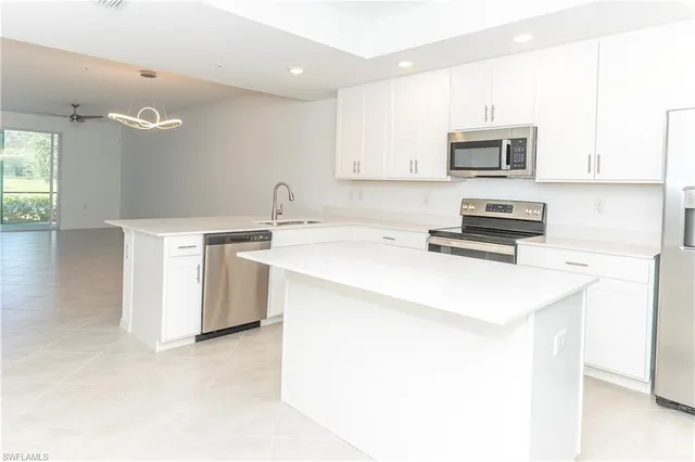 $2,395 | 6031 Ellerston Way Avenue, Unit 1912, Immokalee, FL 34142