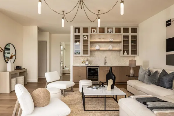 $8,950,000 | 601 North Cedros Avenue, Solana Beach, CA 92075