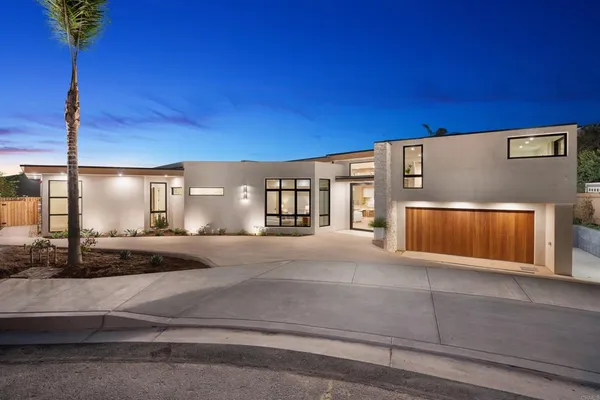$8,950,000 | 601 North Cedros Avenue, Solana Beach, CA 92075