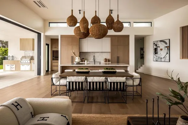 $8,950,000 | 601 North Cedros Avenue, Solana Beach, CA 92075