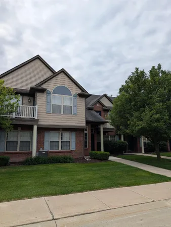 $224,900 | 32990 Redstone Drive, Unit 103, New Baltimore, MI 48047
