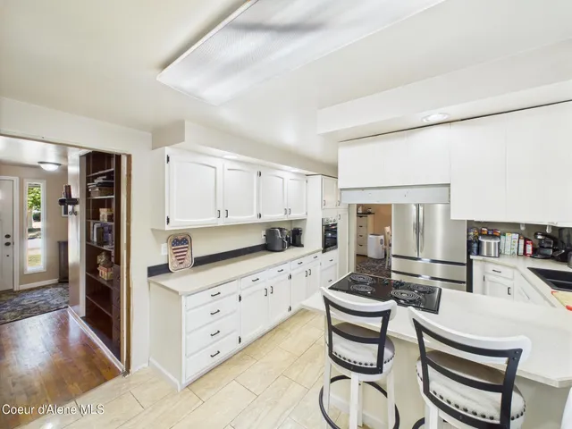 $479,900 | 305 1st Street, Pinehurst, ID 83850