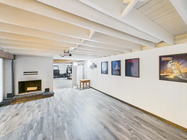 $479,900 | 305 1st Street, Pinehurst, ID 83850