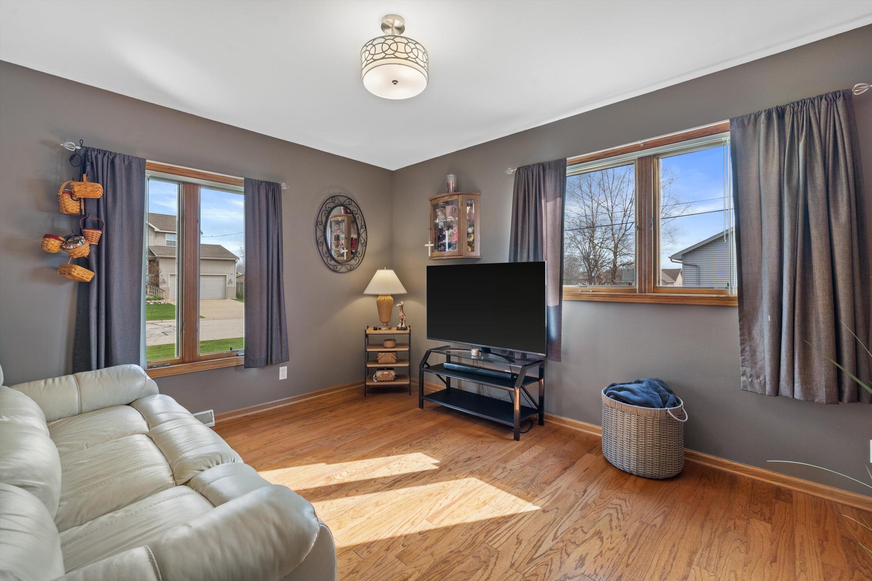 4675 78th Street Pleasant Prairie, WI 53142 - Photo 19 of 35 Bedroom 2