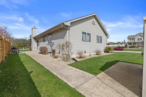 $429,900 | 4675 78th Street, Pleasant Prairie, WI 53142