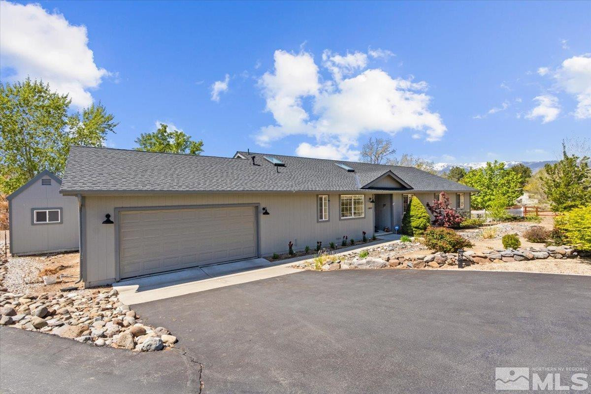 15215 Crimson Drive Reno, NV 89521 - Photo 1 of 37 Photo 1