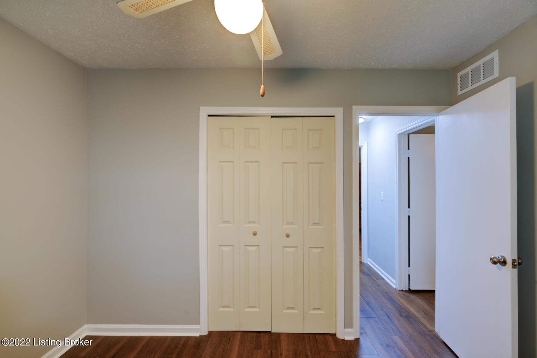 2922 Winterhaven Road Louisville, KY 40220 - Photo 22 of 36 GSP-2922_Winterhaven_Rd-22