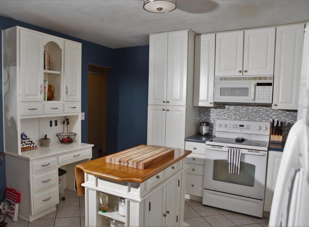 6157 Birkewood Road Huntington, WV 25705 - Photo 6 of 24 Gallery Image 6
