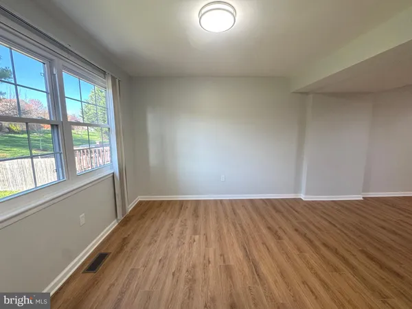 $2,495 | 4826 Grand Bend Drive, Catonsville, MD 21228