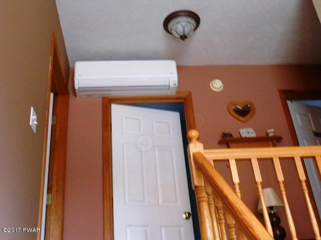 123 Rodeo Drive Hawley, PA 18428 - Photo 19 of 31 split system air