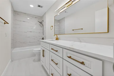$399,900 | 6497 Cape Hatteras Way Northeast, Unit 3, St. Petersburg, FL 33702