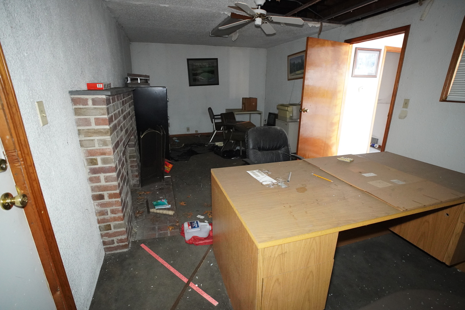 5425 Melton Road Gary, IN 46403 - Photo 19 of 31 a view of a workspace with furniture