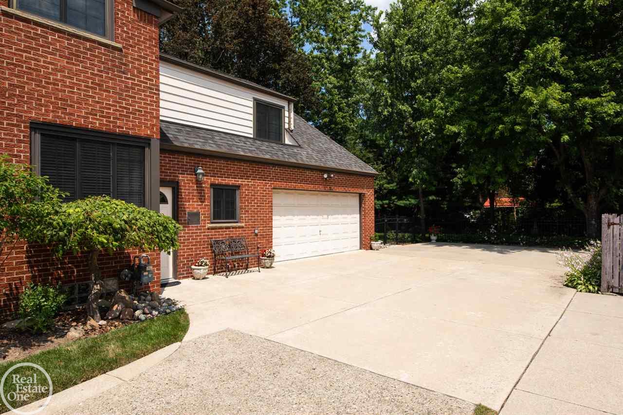652 Middlesex Road Grosse Pointe Park, MI 48230 - Photo 58 of 75