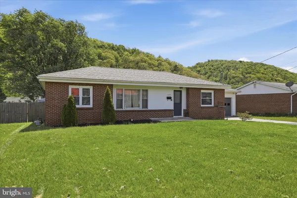 $195,000 | 1025 Carolina Avenue, Keyser, WV 26726