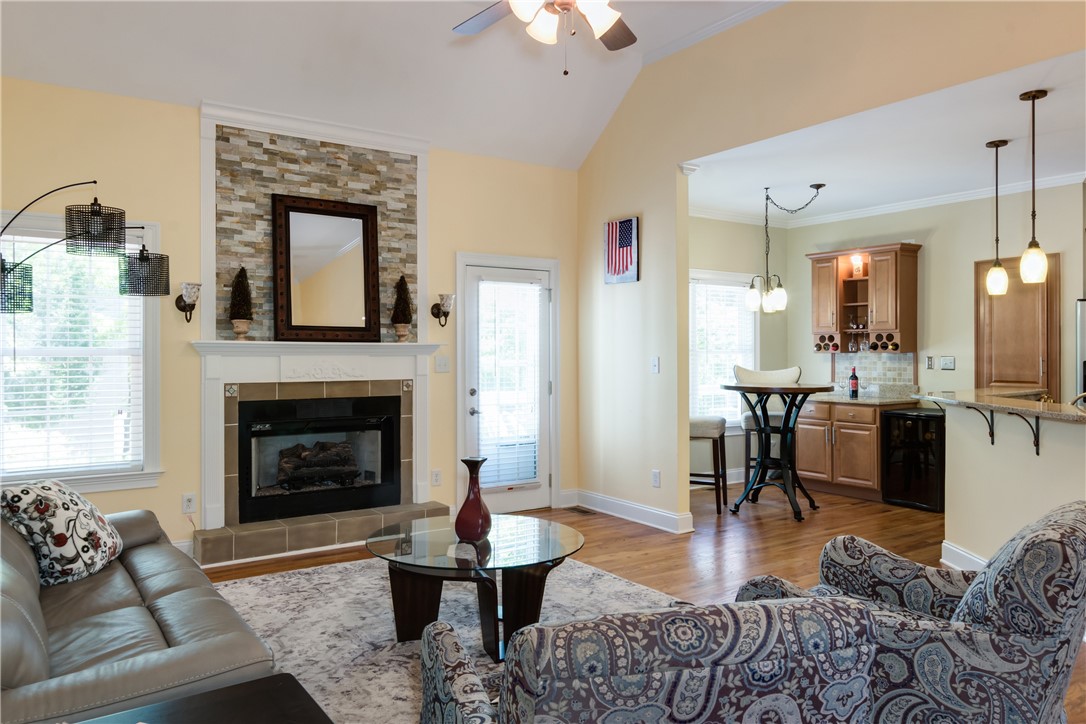 402 Arbor Way Seneca, SC 29672 - Photo 24 of 41