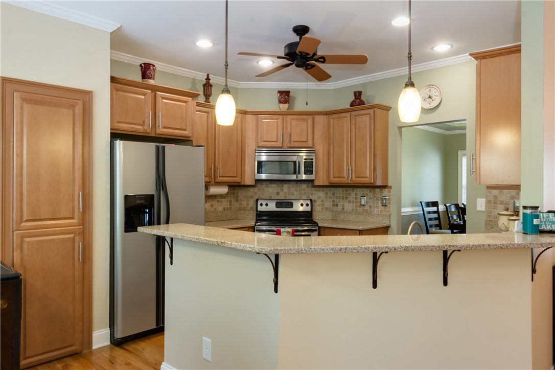 402 Arbor Way Seneca, SC 29672 - Photo 27 of 41