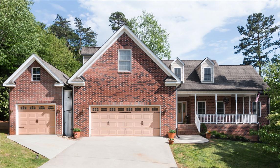 402 Arbor Way Seneca, SC 29672 - Photo 3 of 41