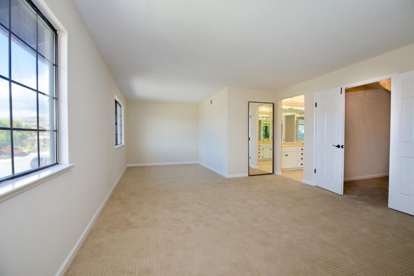 2774 Boncheff Drive San Jose, CA 95133 - Photo 23 of 38 an empty room with windows and closet