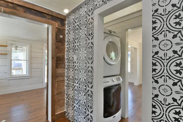 $1,300 | 4875 Main Street, Unit TINY, Chappell Hill, TX 77426