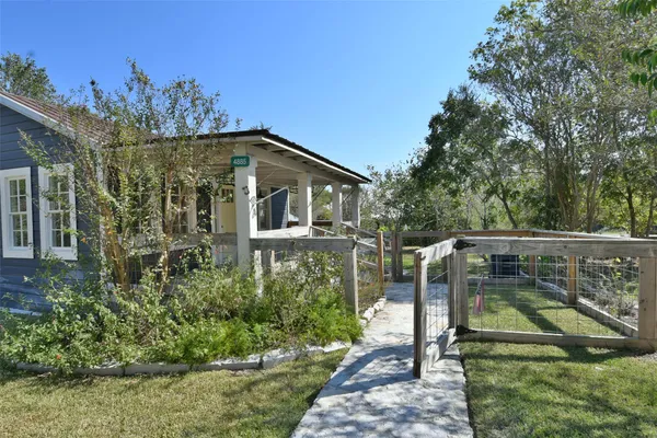 $1,300 | 4875 Main Street, Unit TINY, Chappell Hill, TX 77426