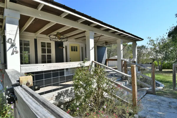 $1,300 | 4875 Main Street, Unit TINY, Chappell Hill, TX 77426