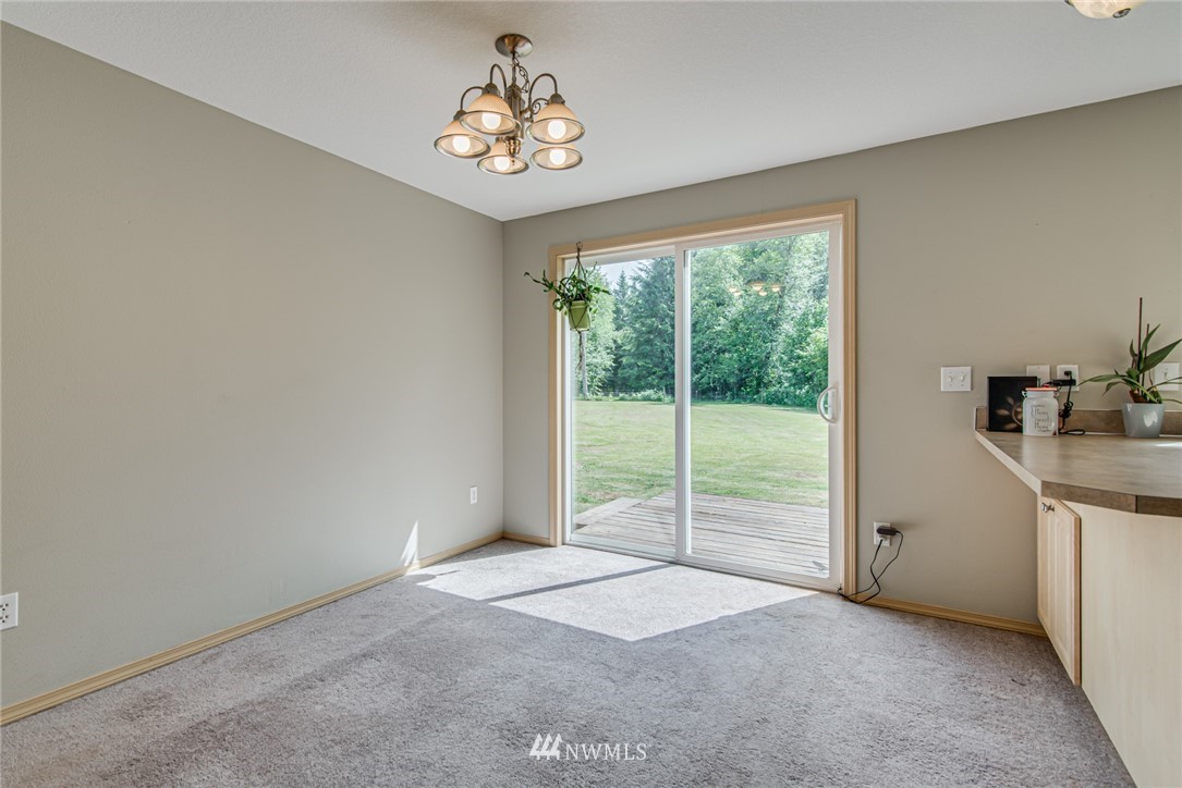 107 Menlo Road Longview, WA 98632 - Photo 11 of 30
