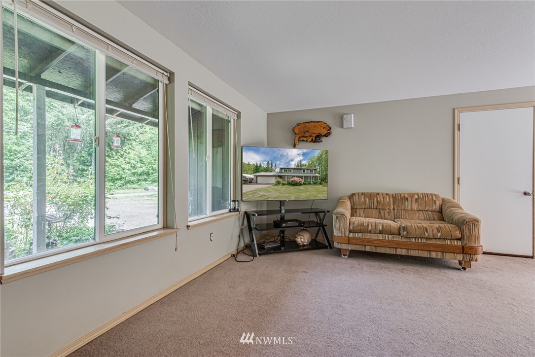 107 Menlo Road Longview, WA 98632 - Photo 17 of 30