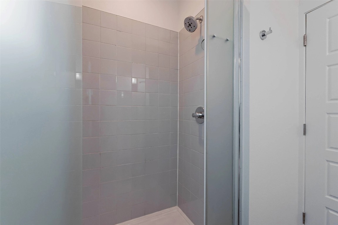 9005 Alderman Dr. Drive Austin, TX 78747 - Photo 11 of 17 8-Weeks free, rents as low as $1166!