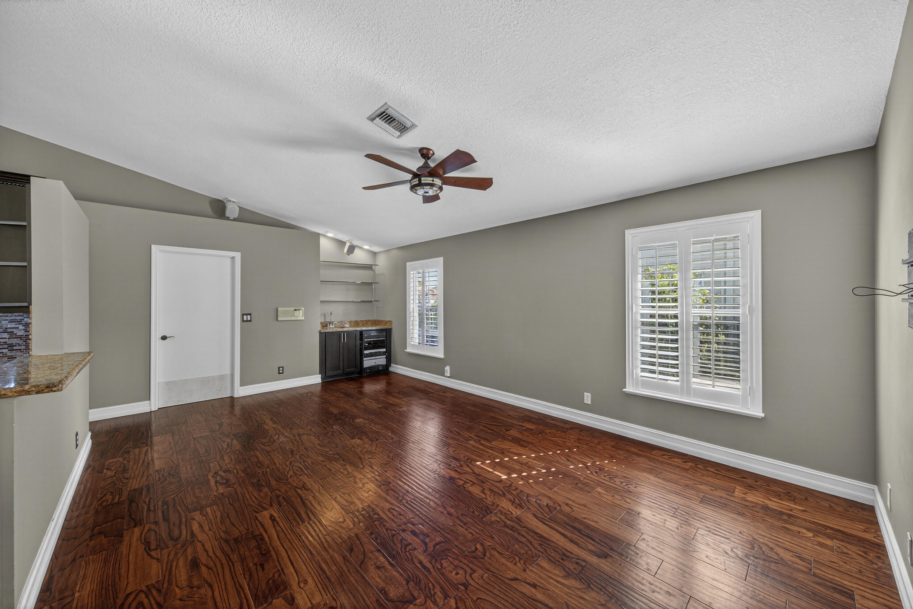9121 Paragon Way Boynton Beach, FL 33472 - Photo 13 of 49 Family Room
