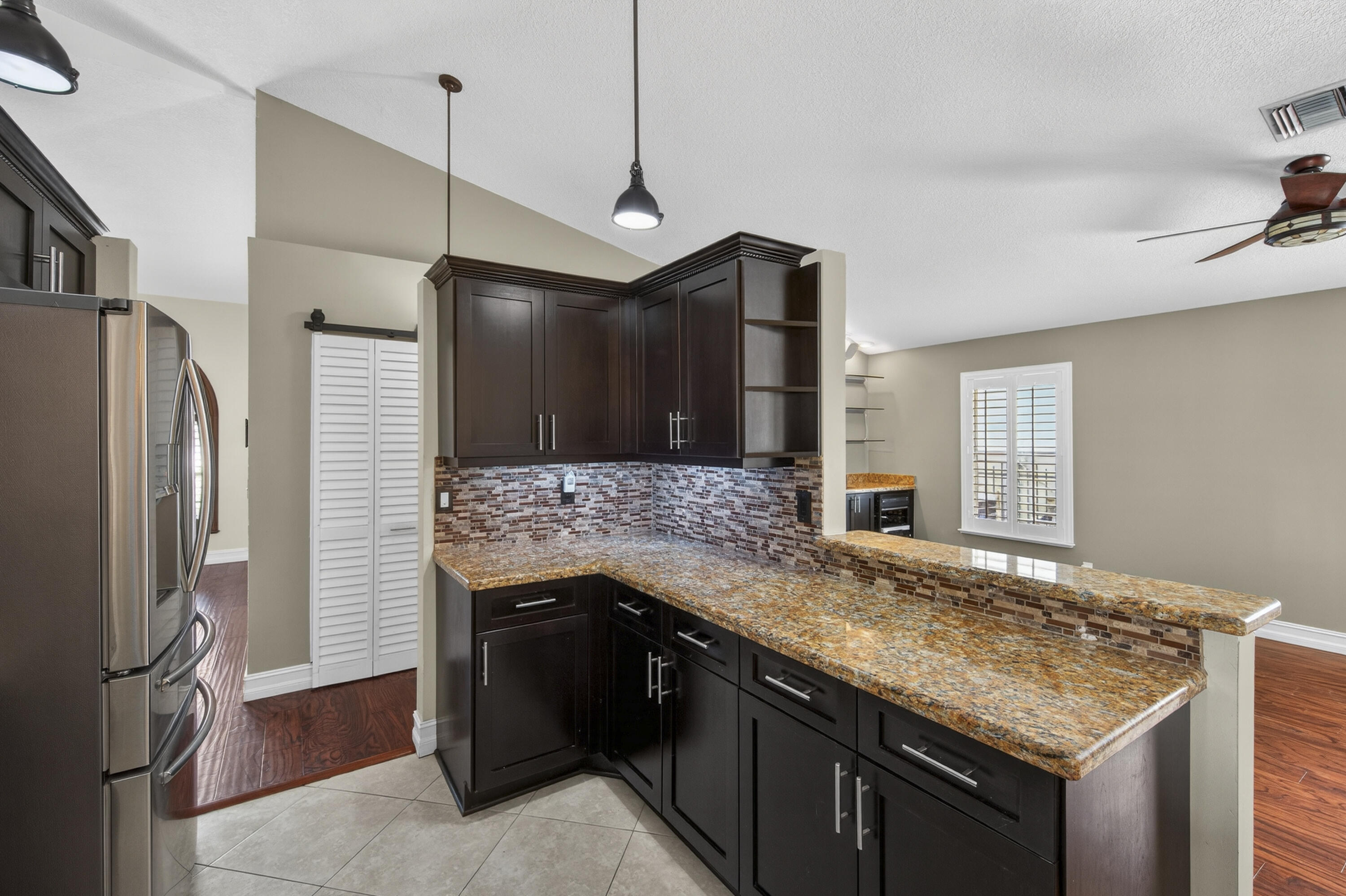 9121 Paragon Way Boynton Beach, FL 33472 - Photo 16 of 49 Kitchen