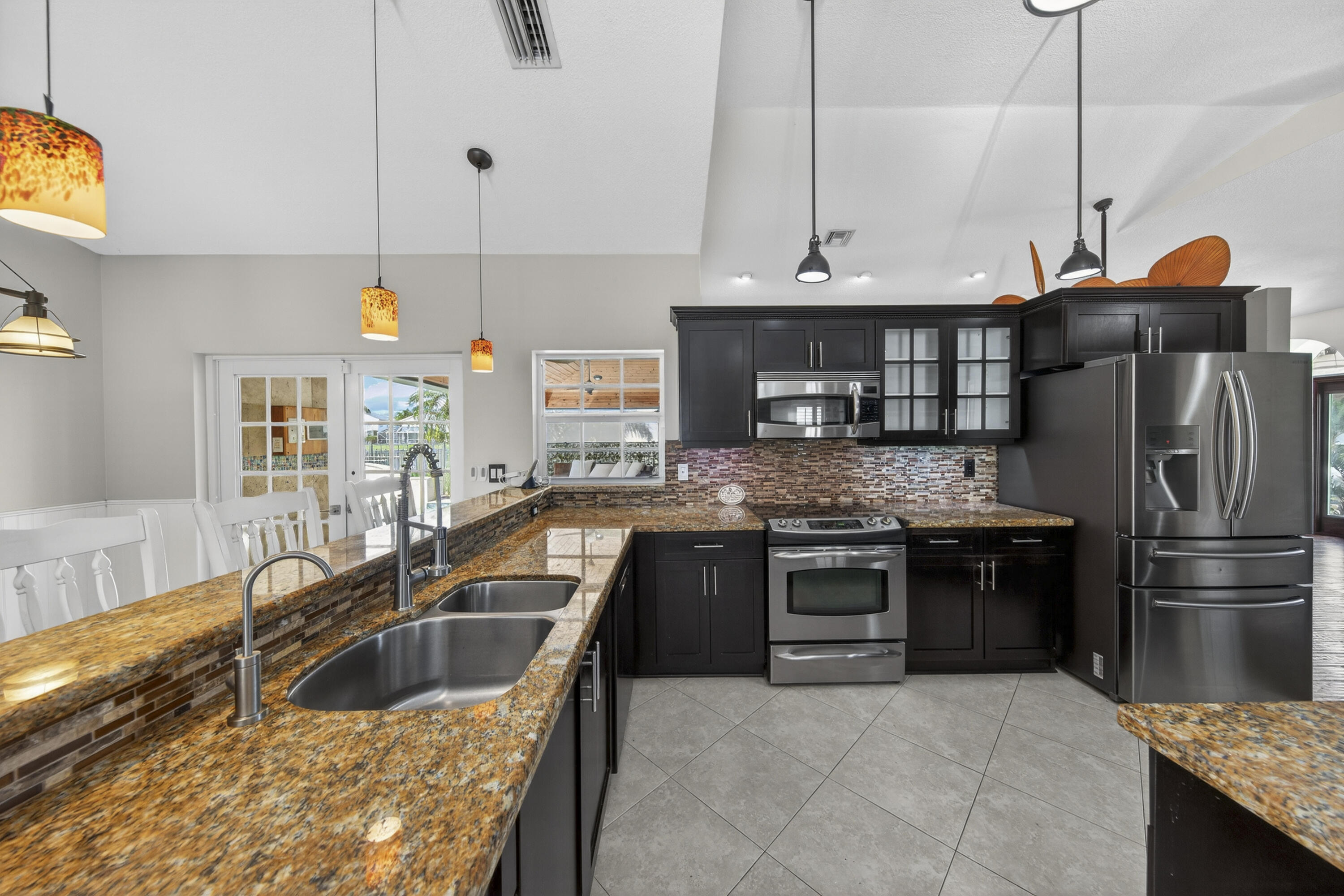 9121 Paragon Way Boynton Beach, FL 33472 - Photo 18 of 49 Kitchen