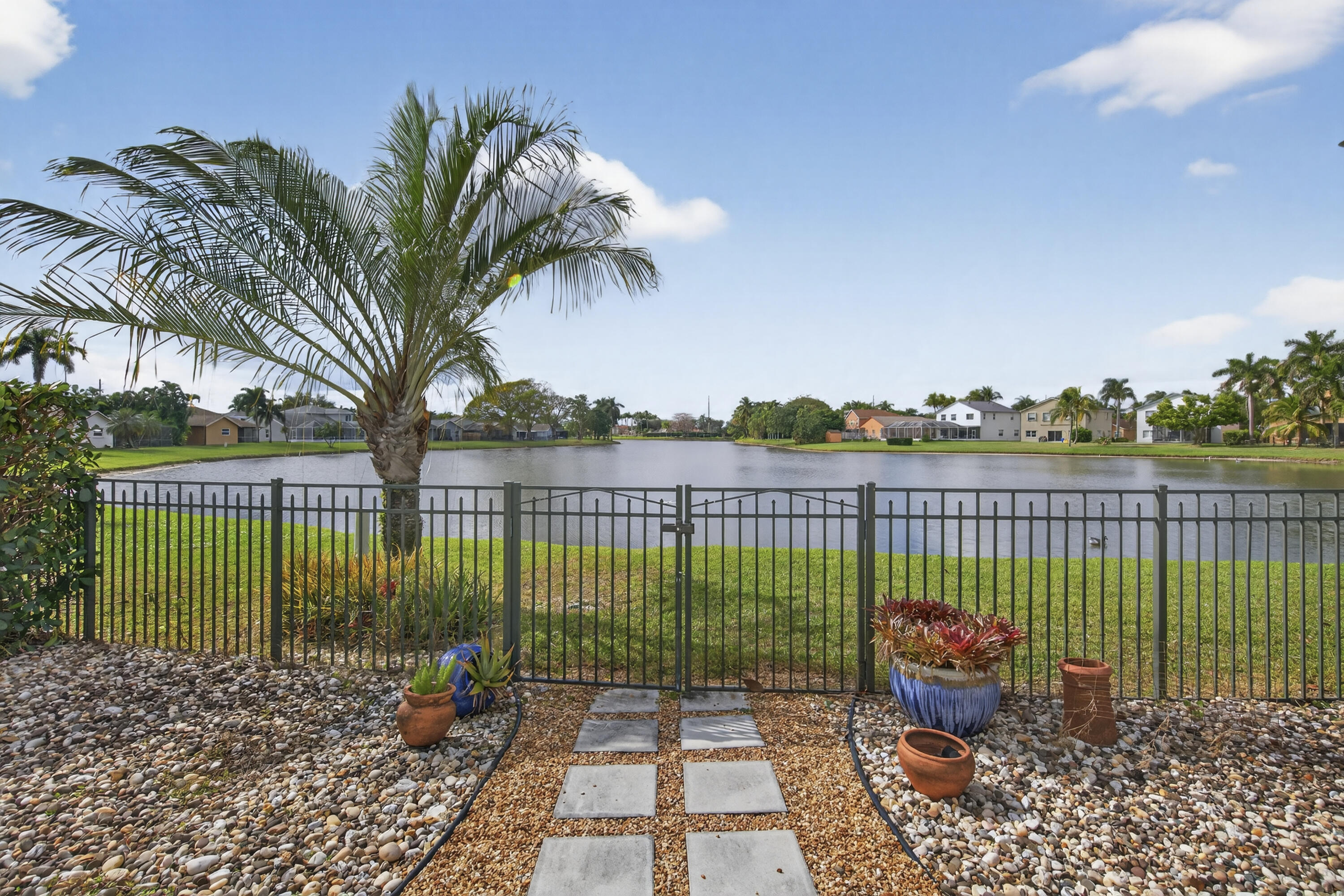 9121 Paragon Way Boynton Beach, FL 33472 - Photo 47 of 49 Lake/Garden View