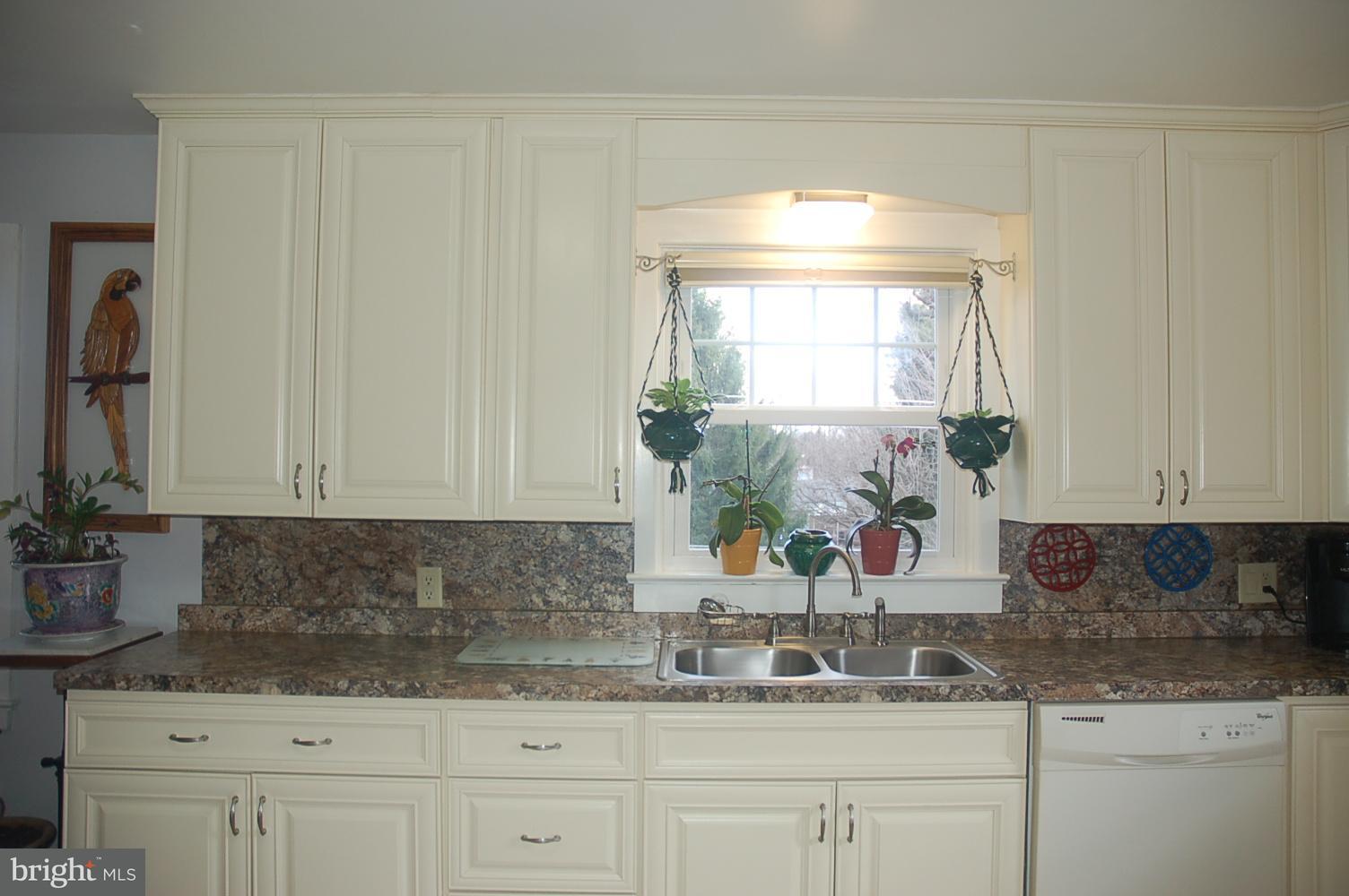 105 Clearview Road Hanover, PA 17331 - Photo 7 of 60 Gallery Image 7