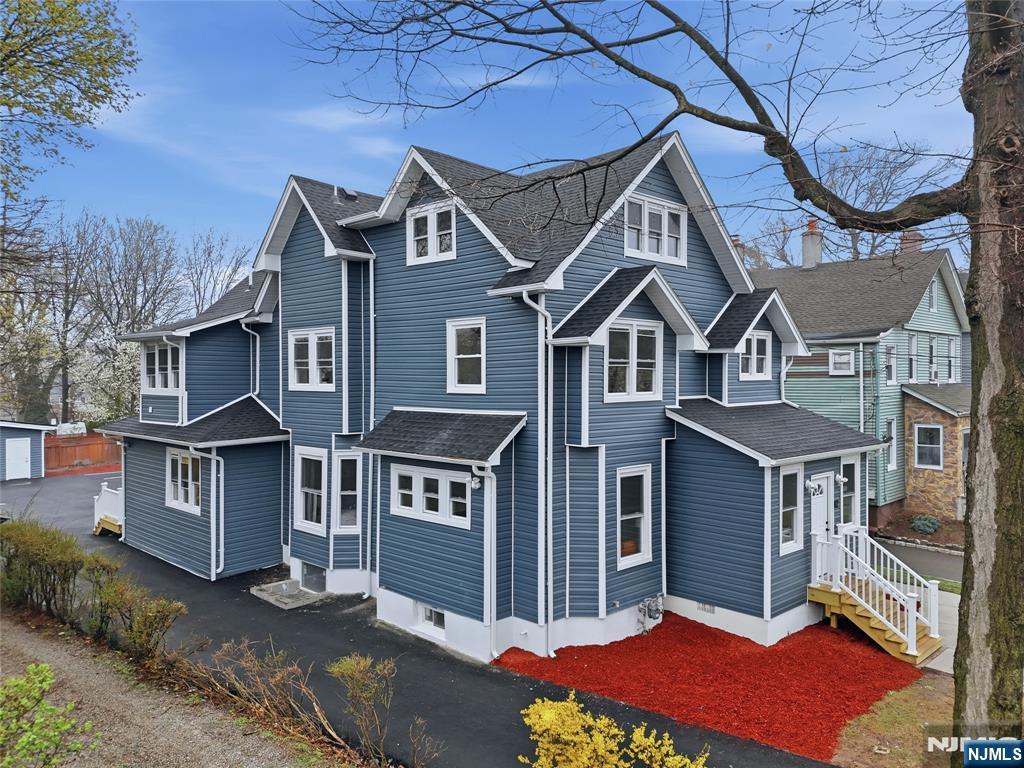 82 Grove Street Montclair, NJ 07042 - Photo 5 of 49