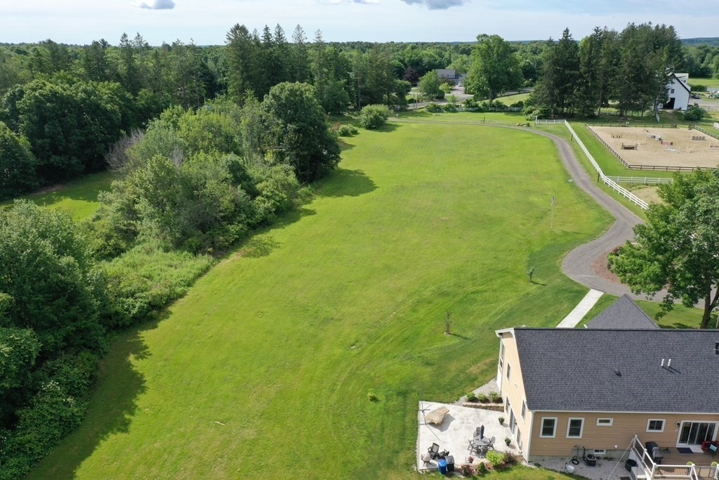 480 Boston Road Sutton, MA 01590 - Photo 3 of 33