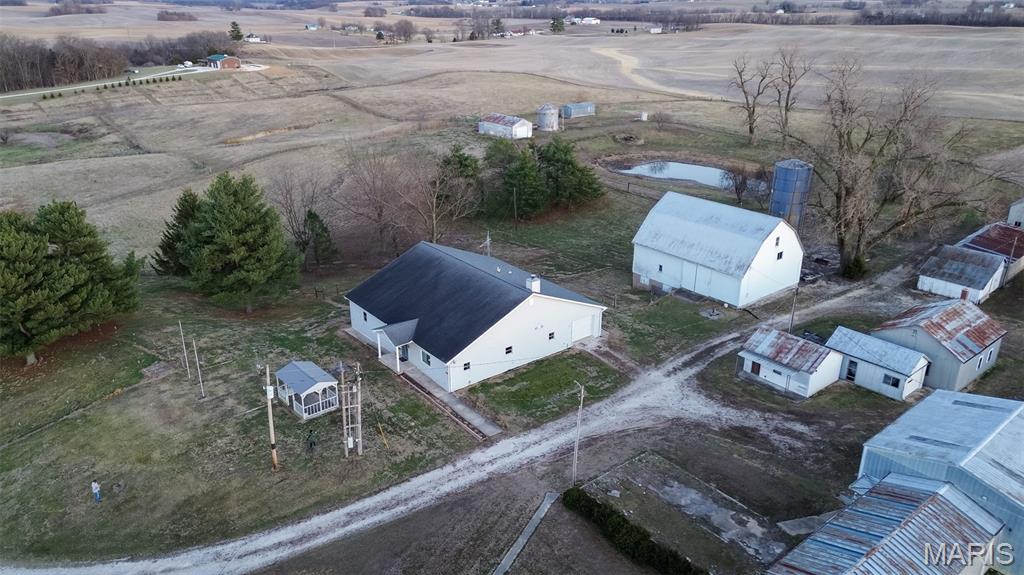 1341 Schleeper Lane Golden Eagle, IL 62036 - Photo 11 of 99