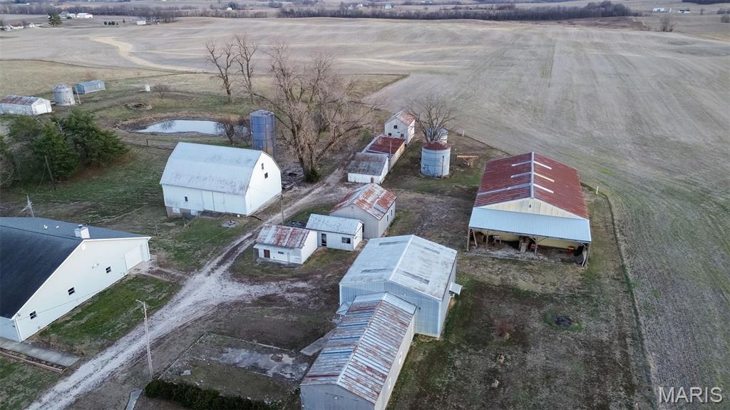 1341 Schleeper Lane Golden Eagle, IL 62036 - Photo 15 of 99