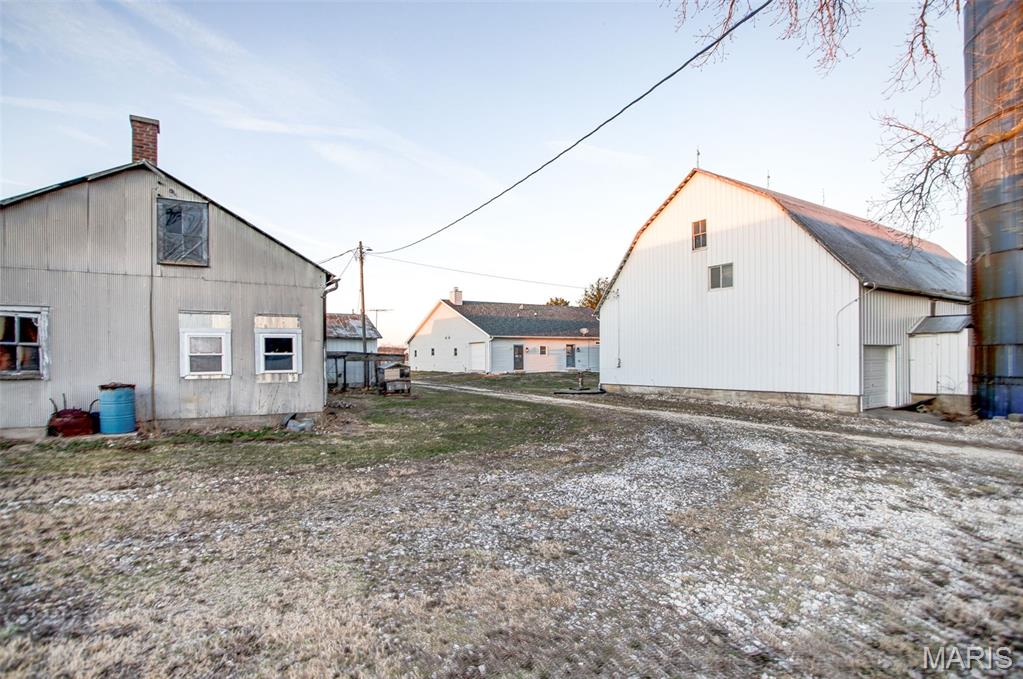 1341 Schleeper Lane Golden Eagle, IL 62036 - Photo 97 of 99