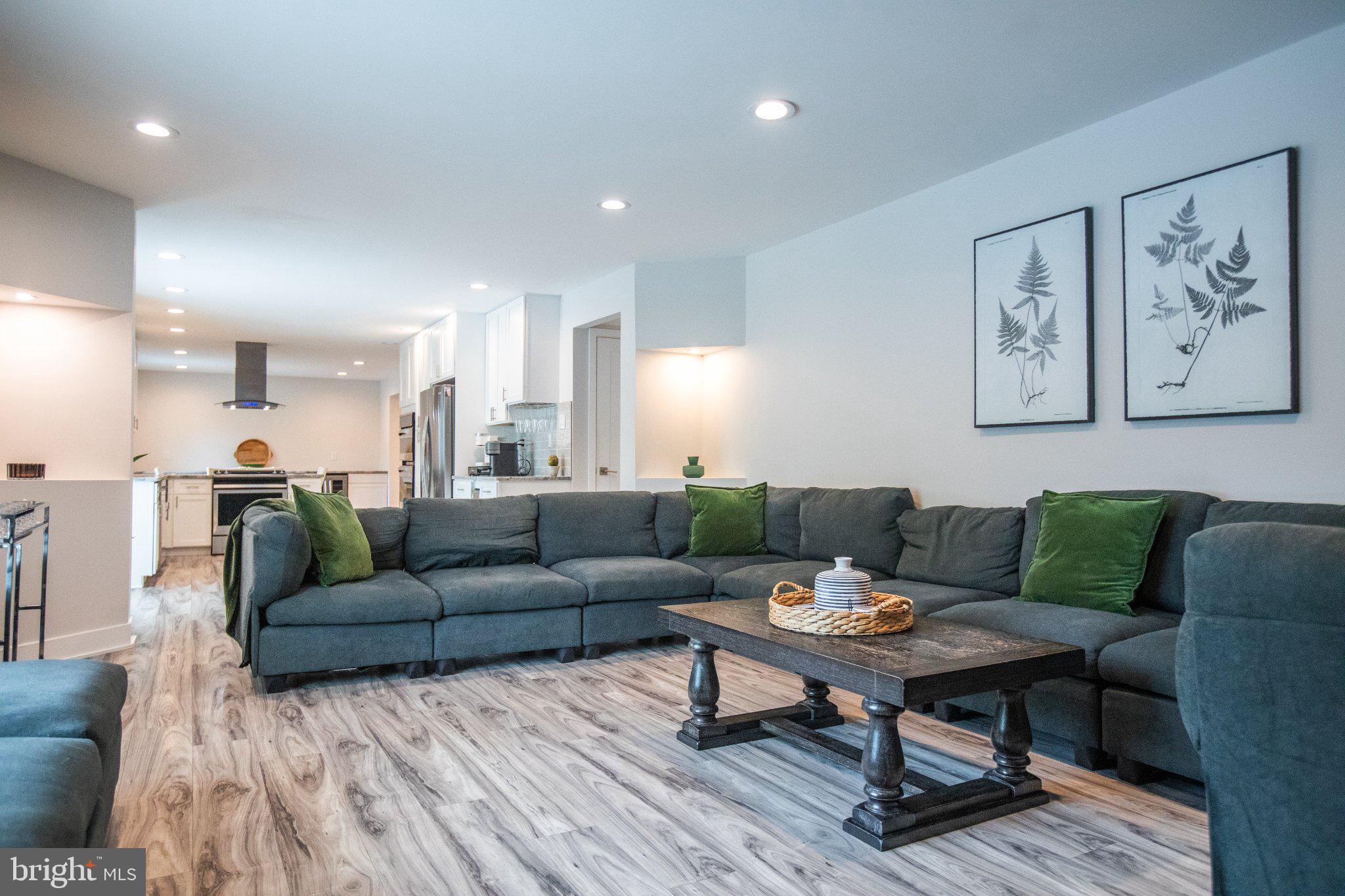 80 Cranford Road Blackwood, NJ 08012 - Photo 30 of 53 Spacious modern living area awaits you.