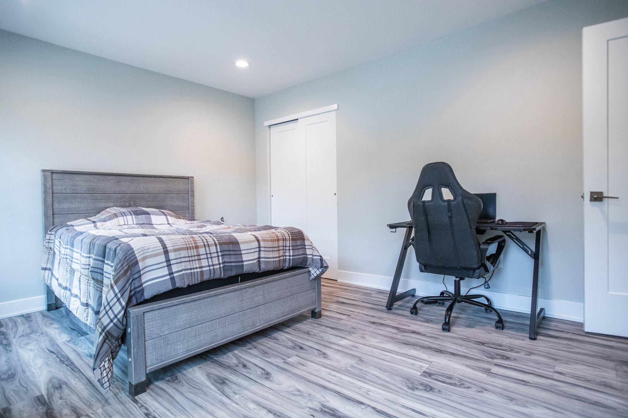 80 Cranford Road Blackwood, NJ 08012 - Photo 51 of 53 Modern bedroom 3 with sleek design.
