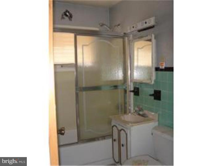 9239 Andover Road Philadelphia, PA 19114 - Photo 16 of 25 Gallery Image 16