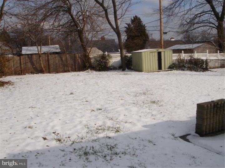 9239 Andover Road Philadelphia, PA 19114 - Photo 22 of 25 Gallery Image 22