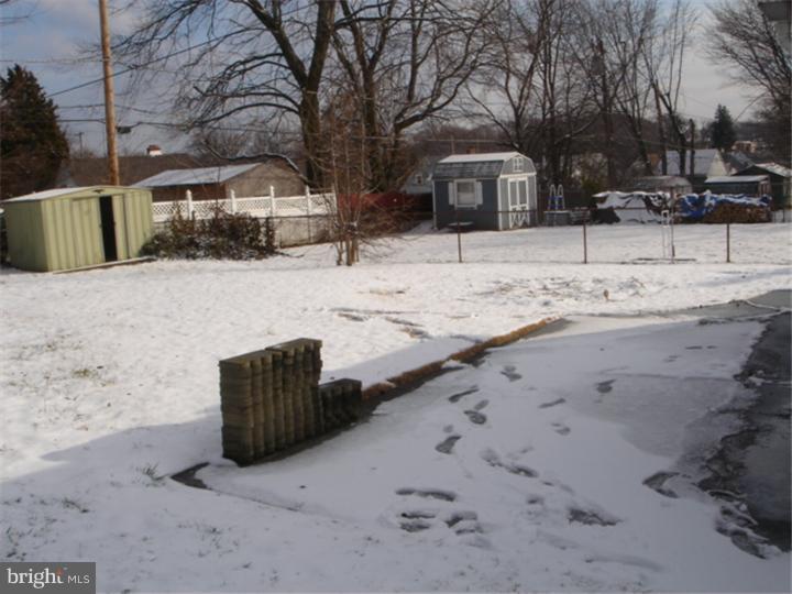 9239 Andover Road Philadelphia, PA 19114 - Photo 23 of 25 Gallery Image 23
