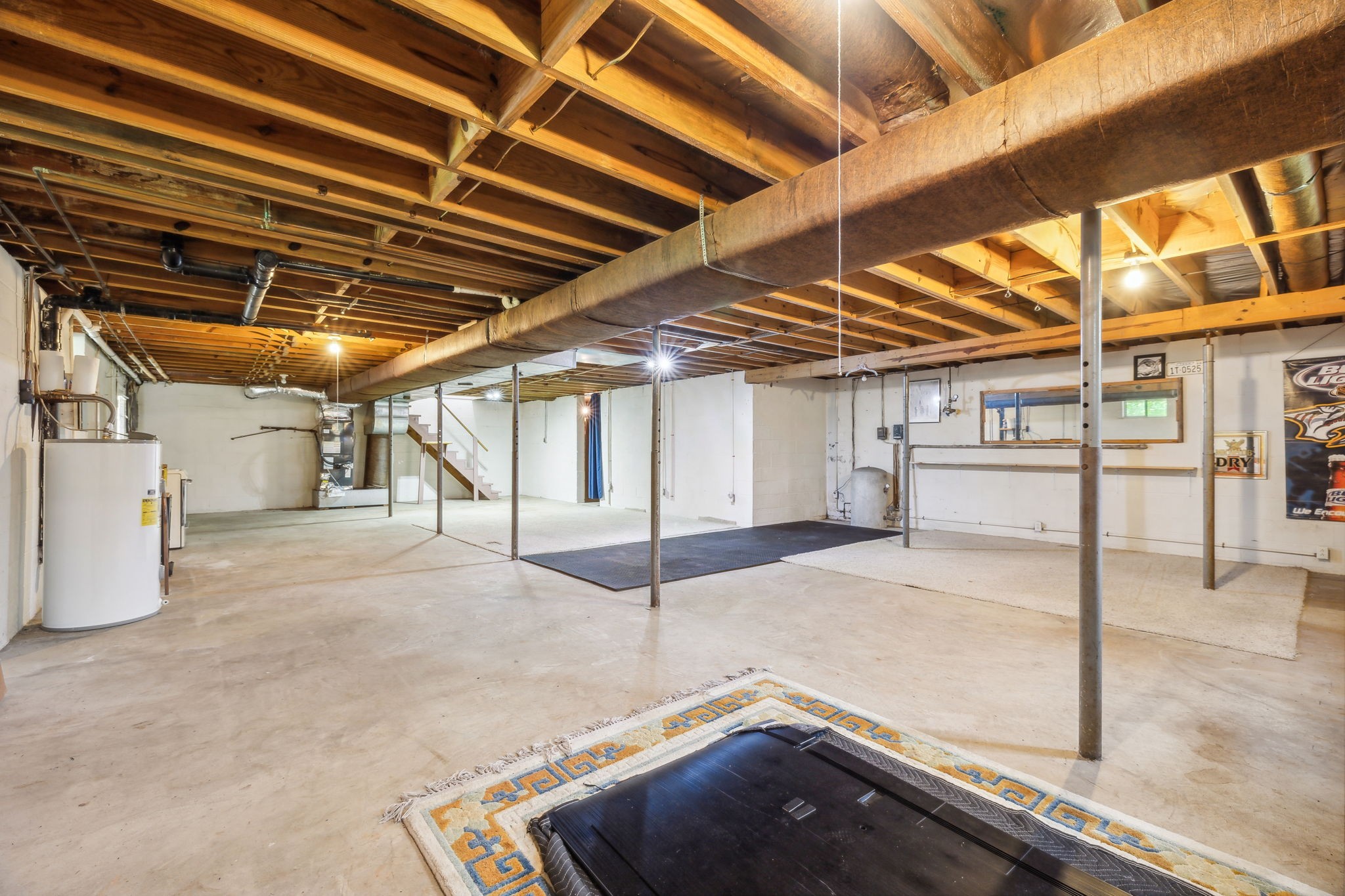 2747 Burgess Gower Road Springfield, TN 37172 - Photo 36 of 65 a view of a garage