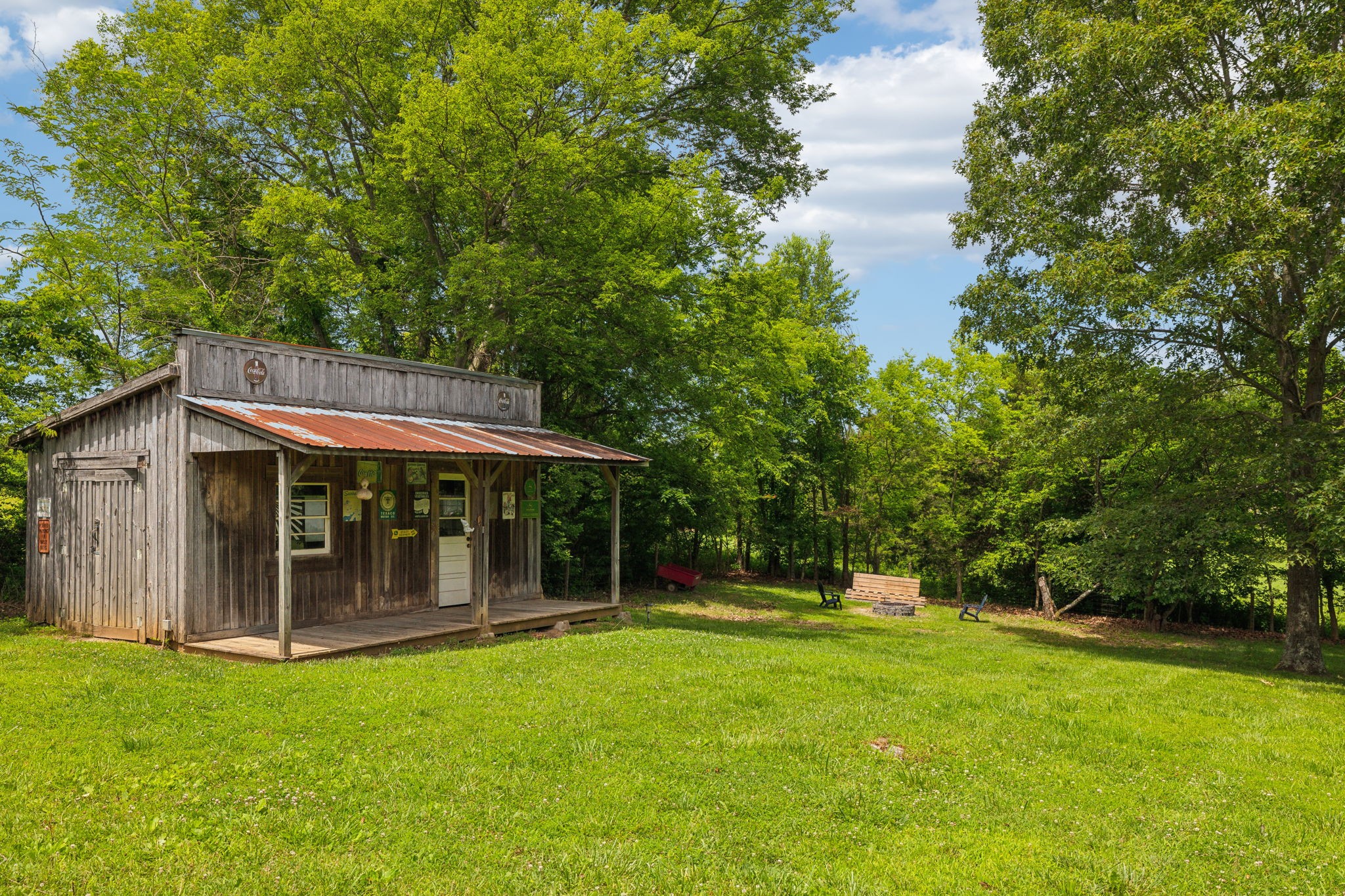 2747 Burgess Gower Road Springfield, TN 37172 - Photo 43 of 65 a view of outdoor space yard and porch